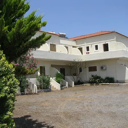 Skoutari Beach מלון דירות Skoutárion