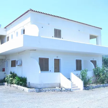 Skoutari Beach מלון דירות Skoutárion