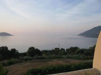 Skoutari Beach מלון דירות