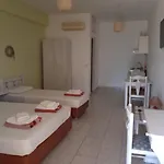 Skoutari Beach Aparthotel 2*