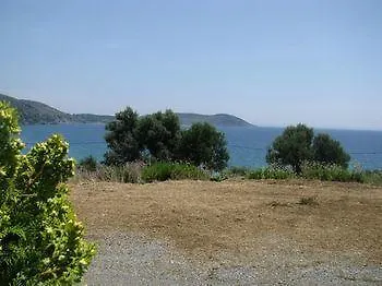 Skoutari Beach アパートホテル