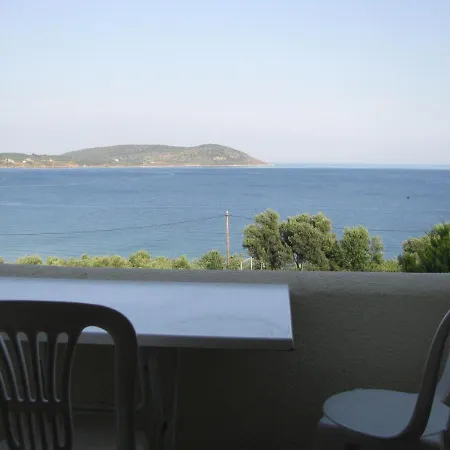 Apart Otel Skoutari Beach 2*