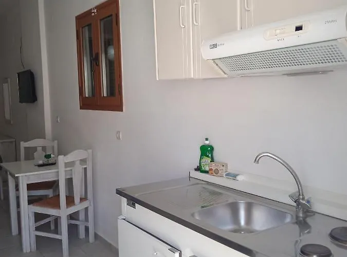 Skoutari Beach Ξενοδοχείο με διαμερίσματα 2*