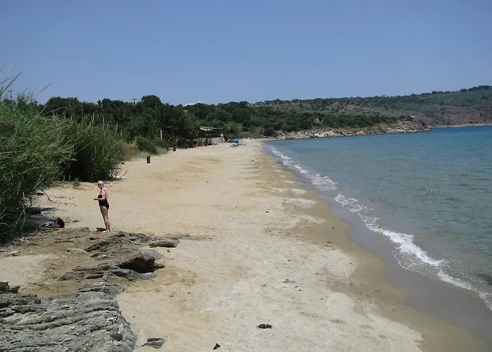 Skoutari Beach Ξενοδοχείο με διαμερίσματα 2*