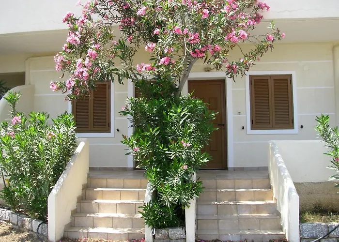 Ξενοδοχείο με διαμερίσματα Skoutari Beach Σκουτάρι